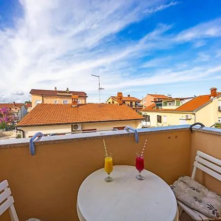 Apartment, 250m From The *