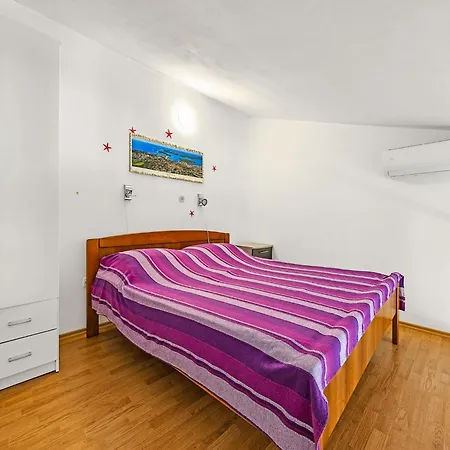 公寓 Apartment, 250m From The 梅杜林