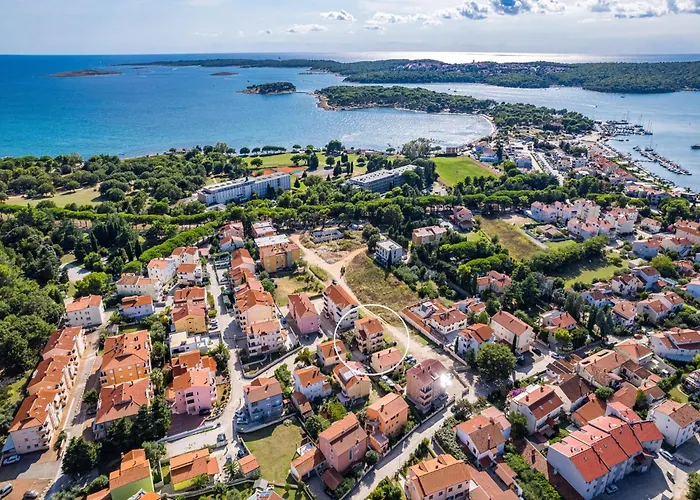 아파트 In Near Bijeca