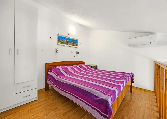 Appartement In Near Bijeca Medulin